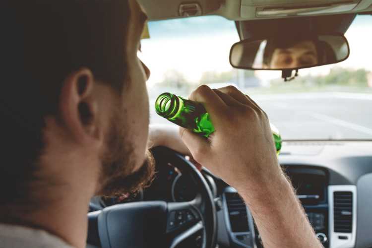 Пьяных водителей хотят лишить водительских прав пожизненно
