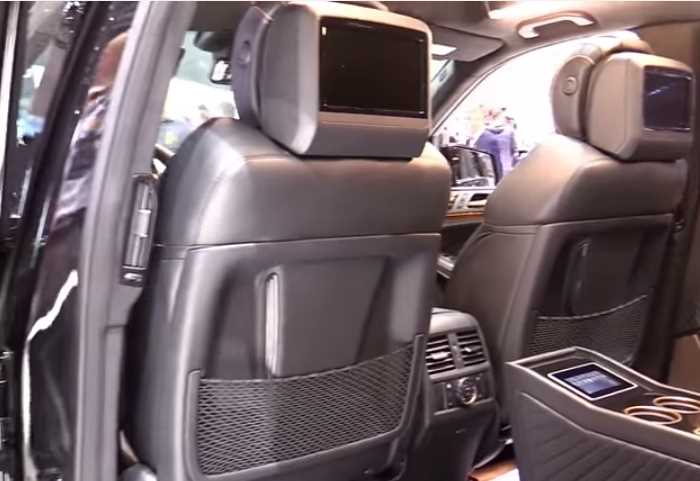 Mercedes-Benz G-Wagen з вражаючим доопрацюванням від Brabus став зіркою автомобільного шоу