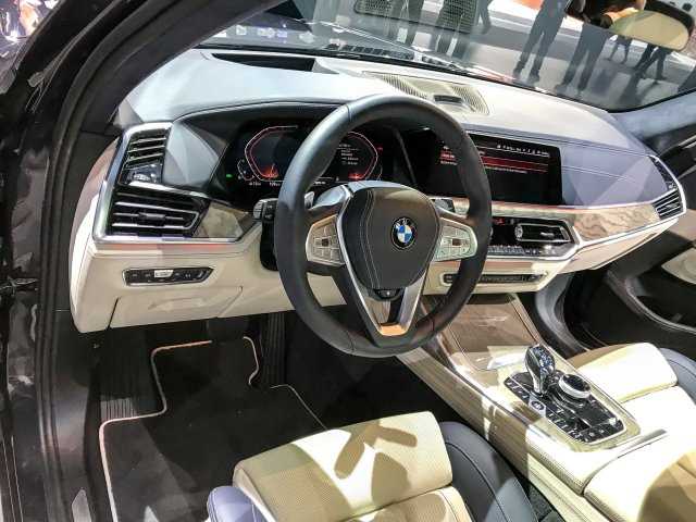 Новий німецький кросовер BMW X7 виявився просто величезним!