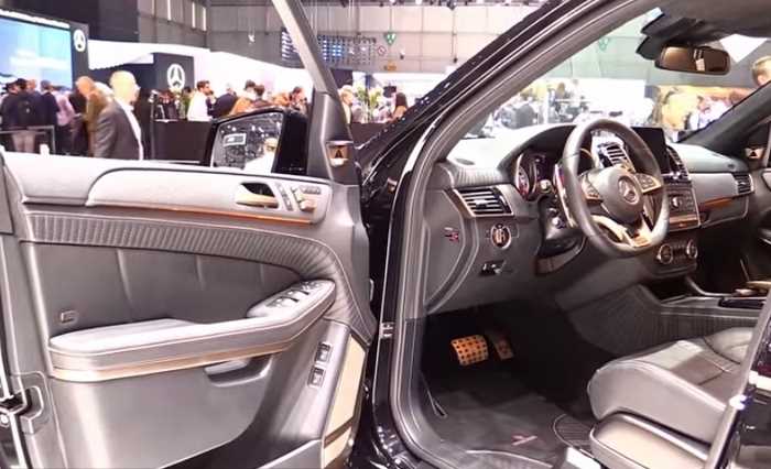 Mercedes-Benz G-Wagen з вражаючим доопрацюванням від Brabus став зіркою автомобільного шоу