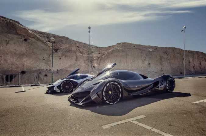 5000-сильний Devel Sixteen розпроданий на два роки вперед