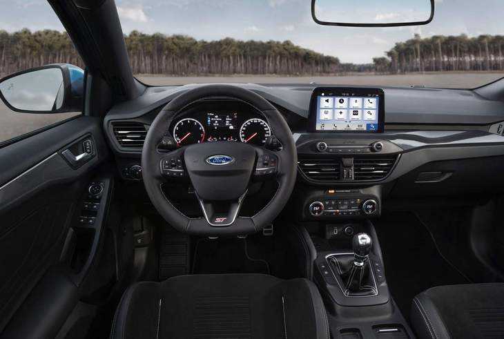 Найпотужніший дизель в історії і нові технології. Ford представив новий Focus ST