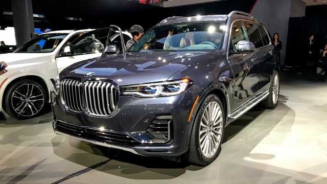 Новий німецький кросовер BMW X7 виявився просто величезним!