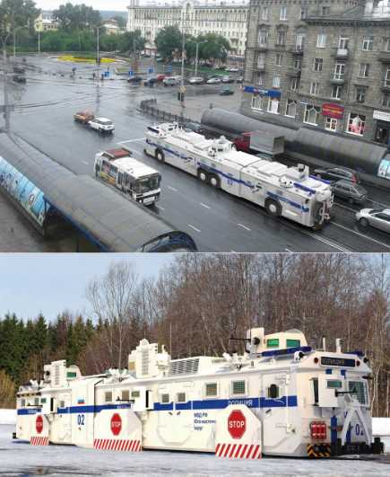 Броньовані автобуси з кулеметними баштами на вулицях Москви