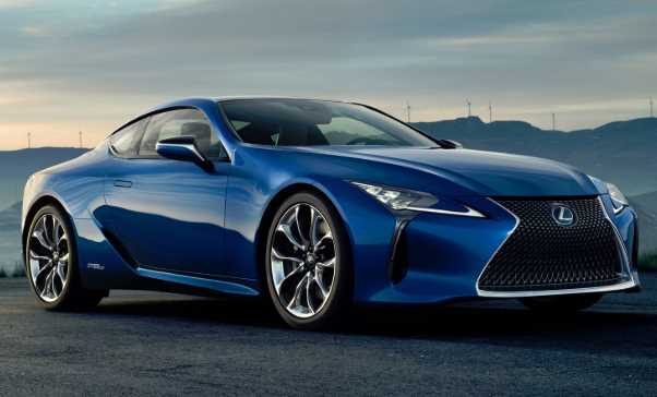 Завгосп Верховної Ради приїхав на роботу на елітному LEXUS за 2,4 млн. (ФОТО)