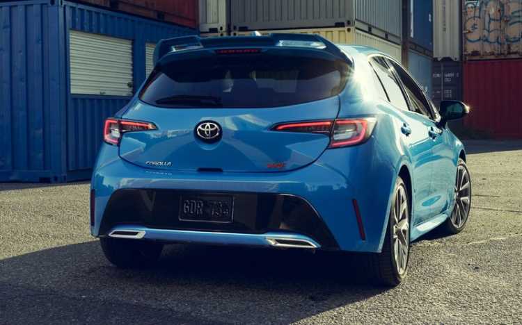 12-те покоління, Toyota Corolla!