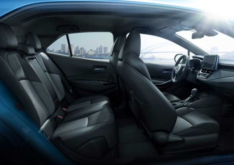 12-те покоління, Toyota Corolla!